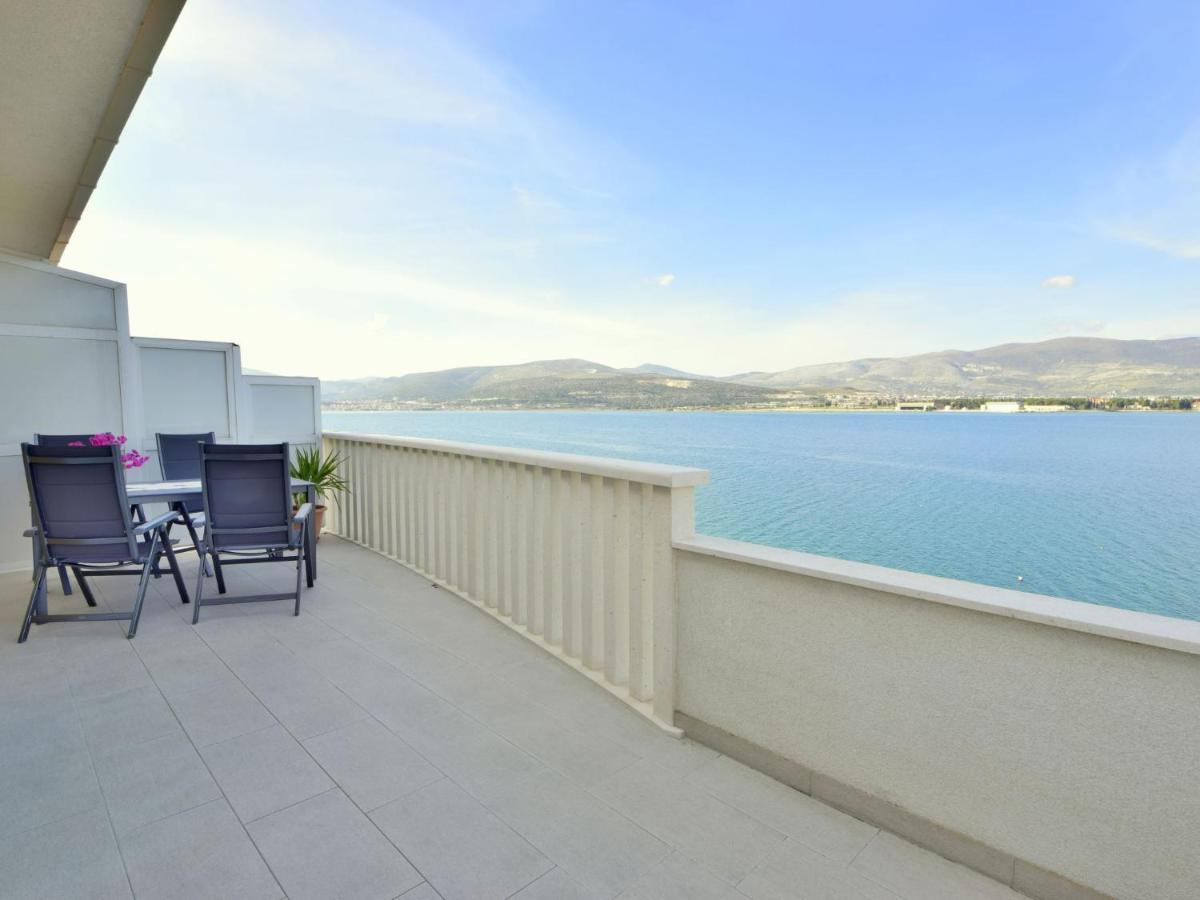 Apartment Mornar-2 By Interhome Trogir Bagian luar foto