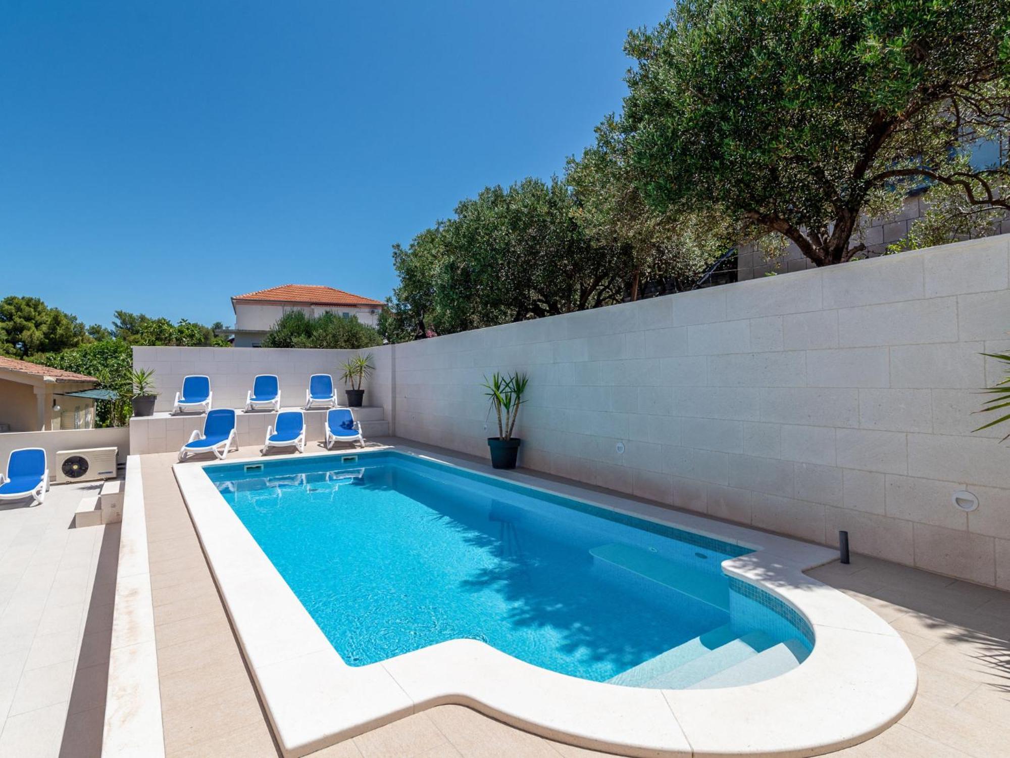Apartment Mornar-2 By Interhome Trogir Bagian luar foto
