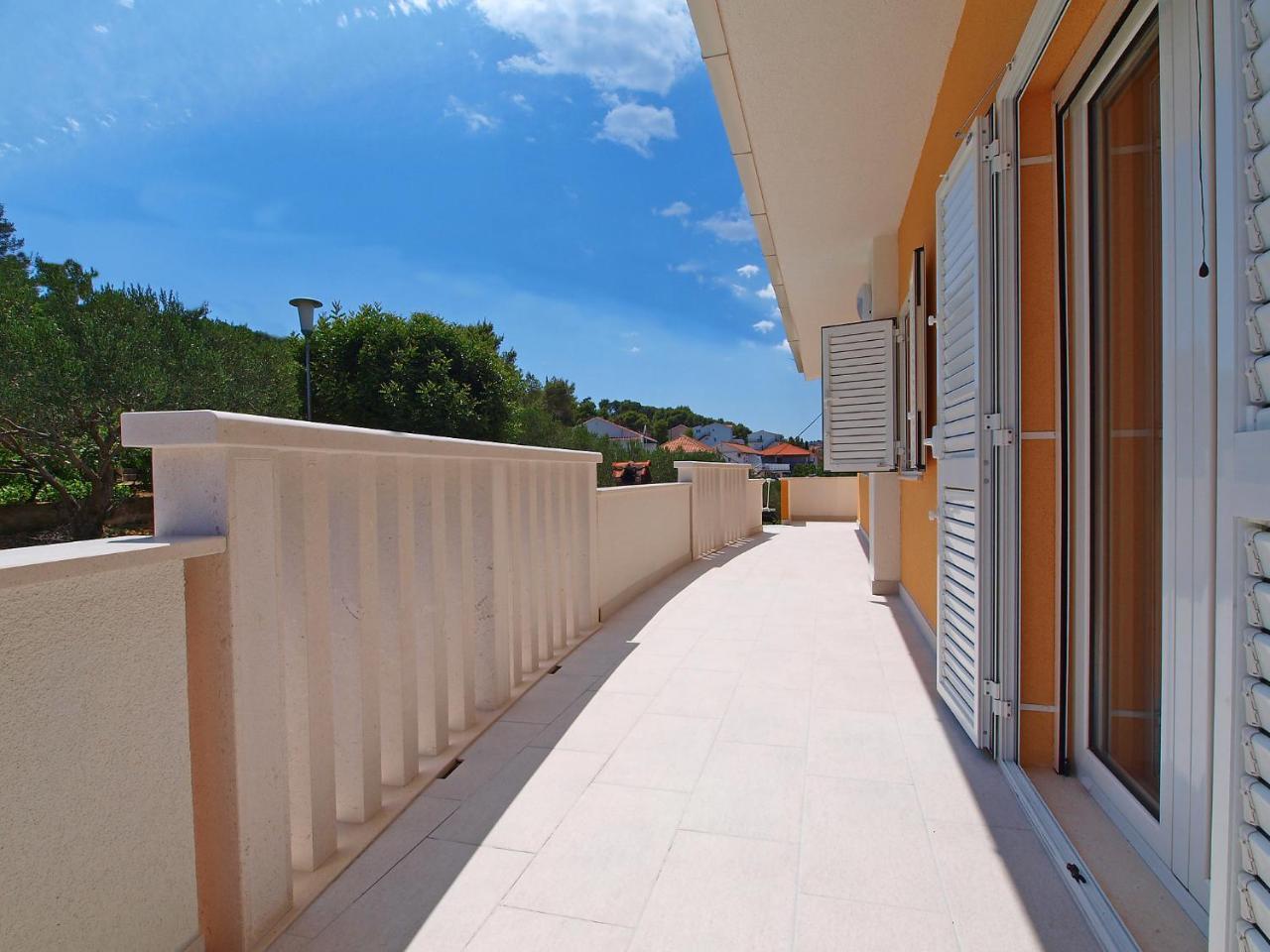 Apartment Mornar-2 By Interhome Trogir Bagian luar foto