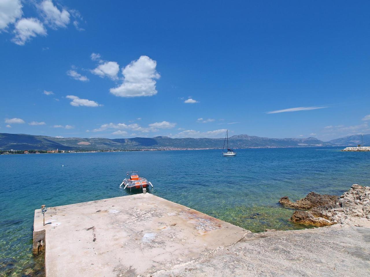 Apartment Mornar-2 By Interhome Trogir Bagian luar foto